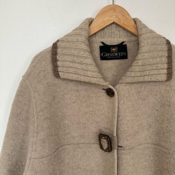 Giesswein Women’s Vintage Cream/Oatmeal and Tan Icelandic Design Coat - Picture 4 of 10